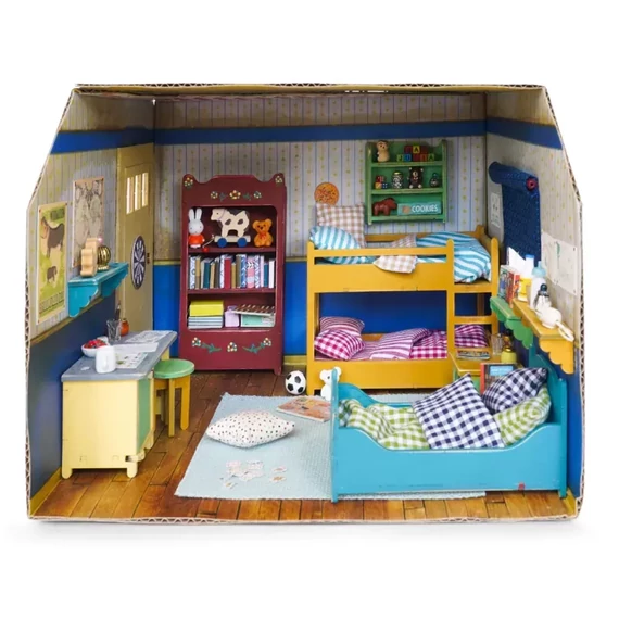 Sam & Julia DIY Karton gyerekszoba – Mouse Mansion